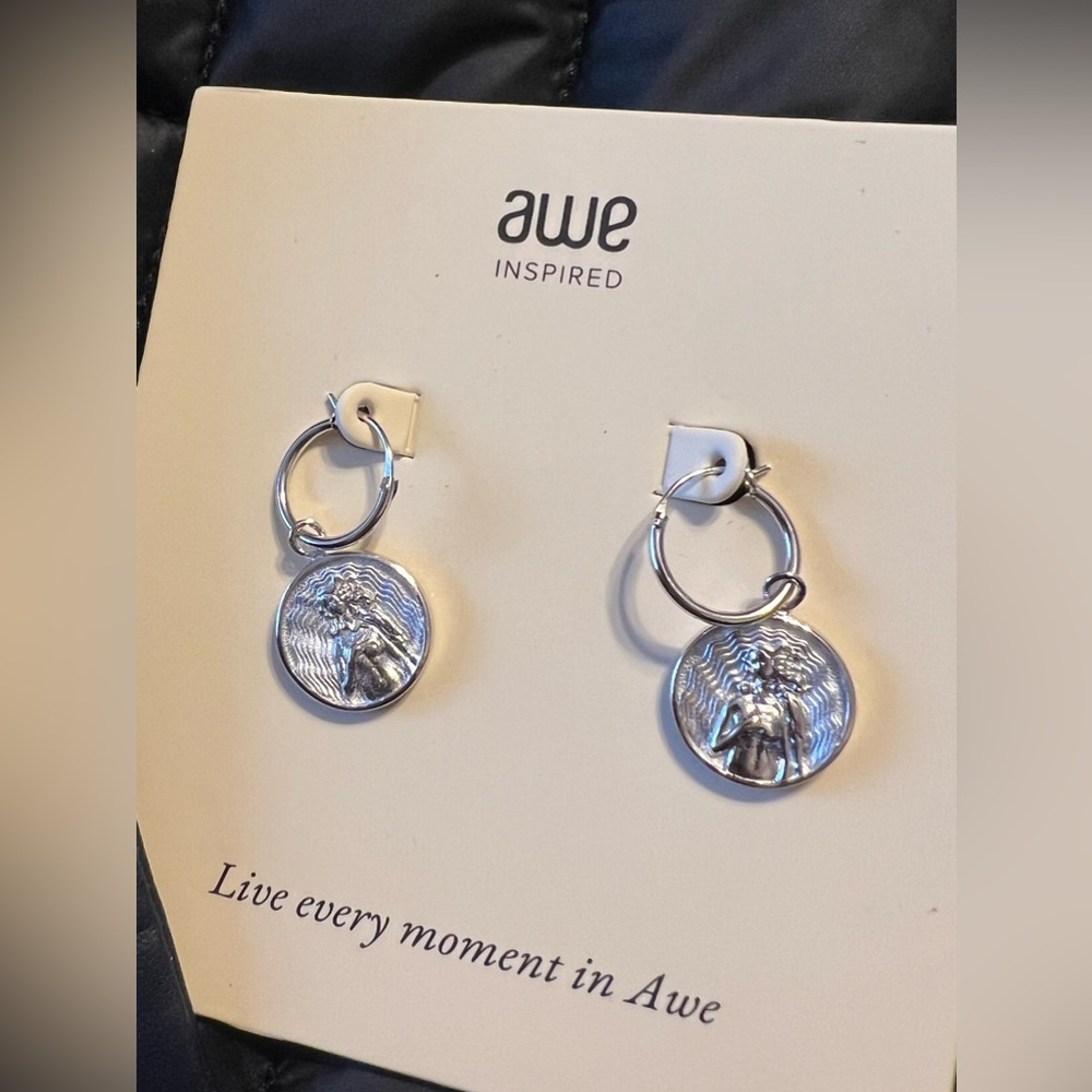 Aphrodite Earrings